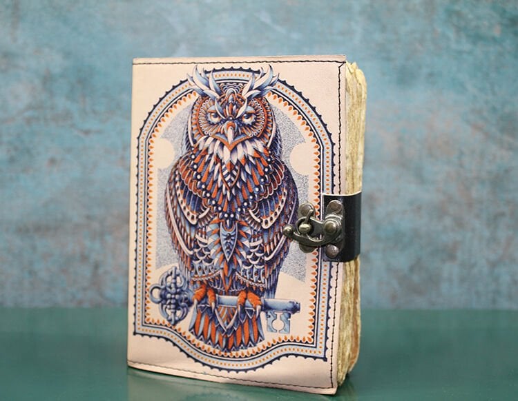 Baykuşlu Deri Defter Model 3 Şık Tasarımlı Fonksiyonel Ürün