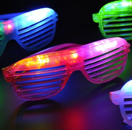 Led Işıklı Renkli Panjur Gözlük 12 Adet Şık Tasarımlı Fonksiyonel Ürün