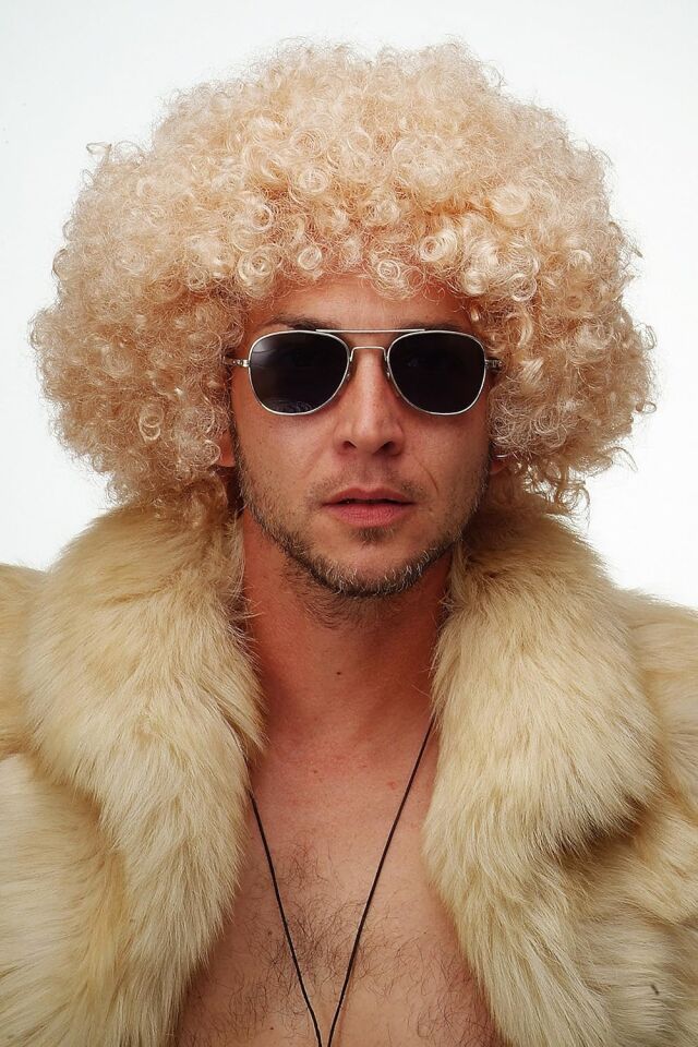 Altın Renk Kıvırcık Afro Parti Peruğu Şık Tasarımlı Fonksiyonel Ürün