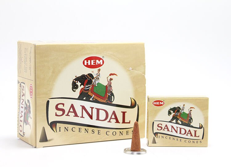 Sandal Aromalı Konik Tütsü Şık Tasarımlı Fonksiyonel Ürün