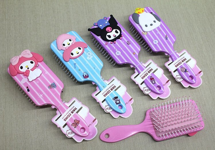 Kuromi, Hello Kitty, Cinnamon, My Melody Saç Tarağı Model 2 Şık Tasarımlı Fonksiyonel Ürün