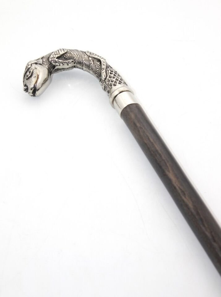 Figürlü Krom Baston Şık Tasarımlı Fonksiyonel Ürün