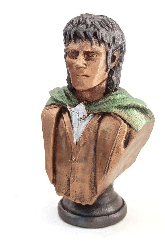 Frodo Büst Küçük Boy Şık Tasarımlı Fonksiyonel Ürün