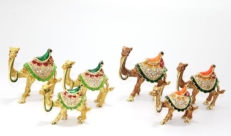 Swarovski Taşlı 3'lü Deve Figürü Model 2 Şık Tasarımlı Fonksiyonel Ürün