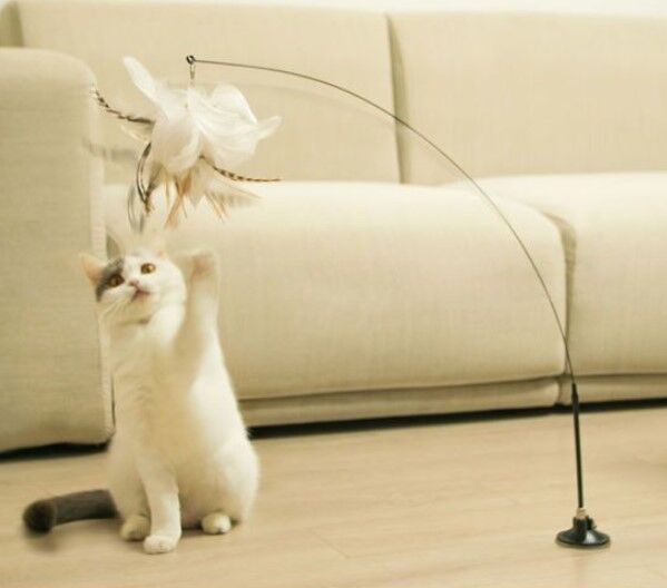 Vantuzlu Tüylü Zilli Kedi Oyun Oltası Şık Tasarımlı Fonksiyonel Ürün