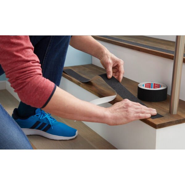 Kaydırmaz Siyah Bant 50 mm X 25 mt Şık Tasarımlı Fonksiyonel Ürün