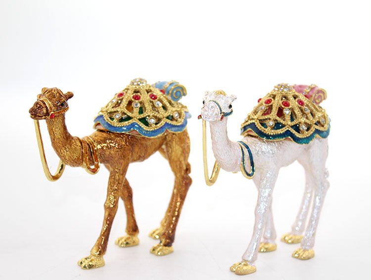 Swarovski Taşlı Tekli Deve Figürü Model 11 Şık Tasarımlı Fonksiyonel Ürün