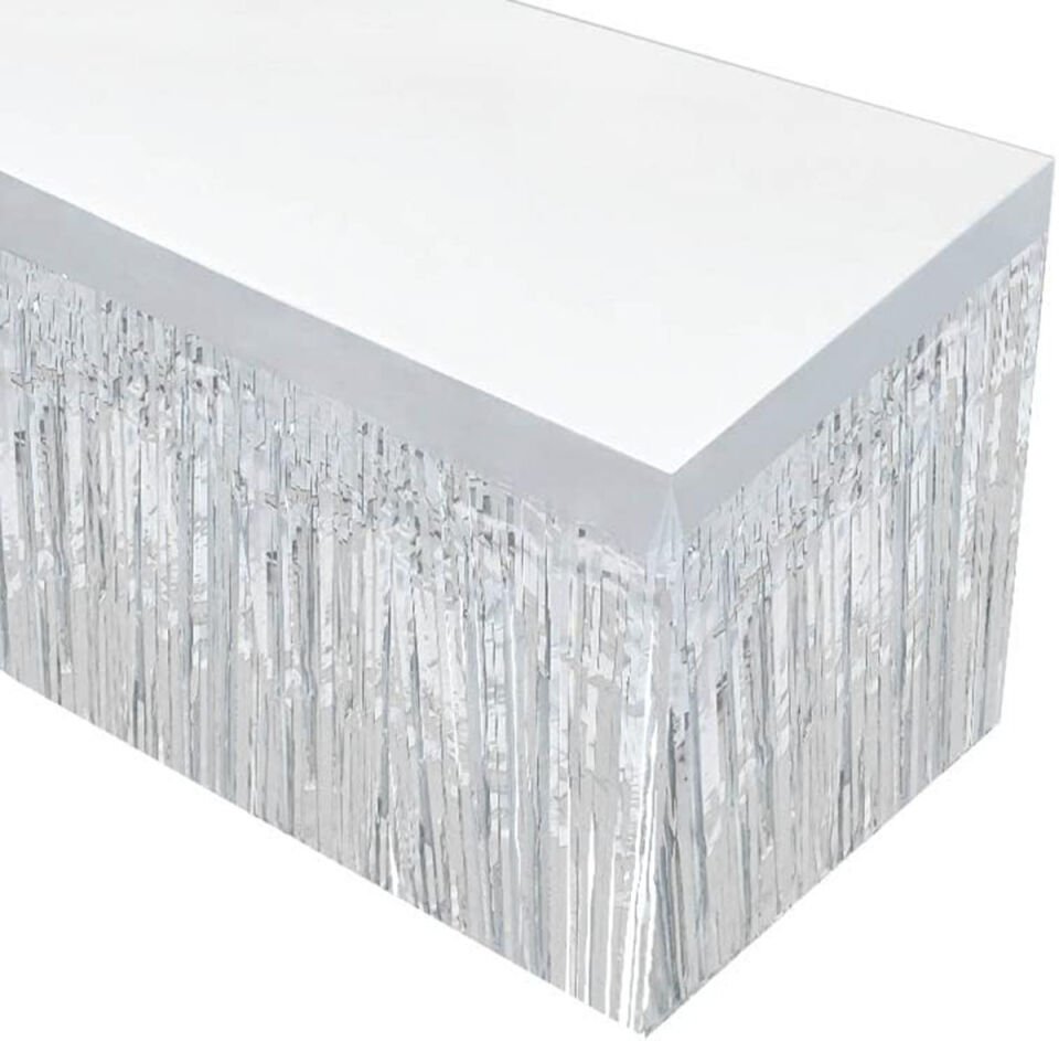 Gümüş Metalize Masa Eteği Şık Tasarımlı Fonksiyonel Ürün