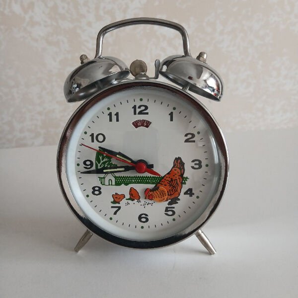 Nostaljik Kurmalı Horozlu Çalar Saat Büyük Boy Şık Tasarımlı Fonksiyonel Ürün