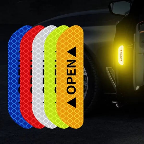 Reflektif Araç Kapı Stickerı Şık Tasarımlı Fonksiyonel Ürün