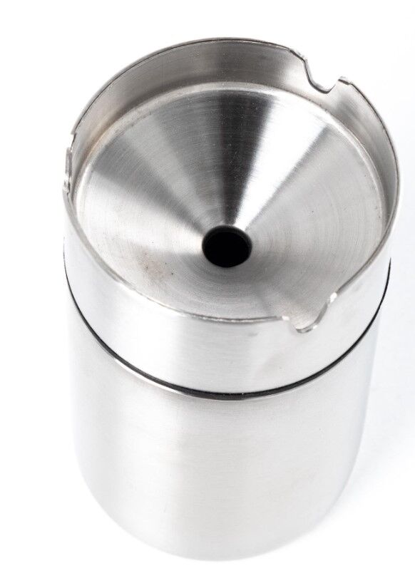 Paslanmaz Çelik Küllük Şık Tasarımlı Fonksiyonel Ürün