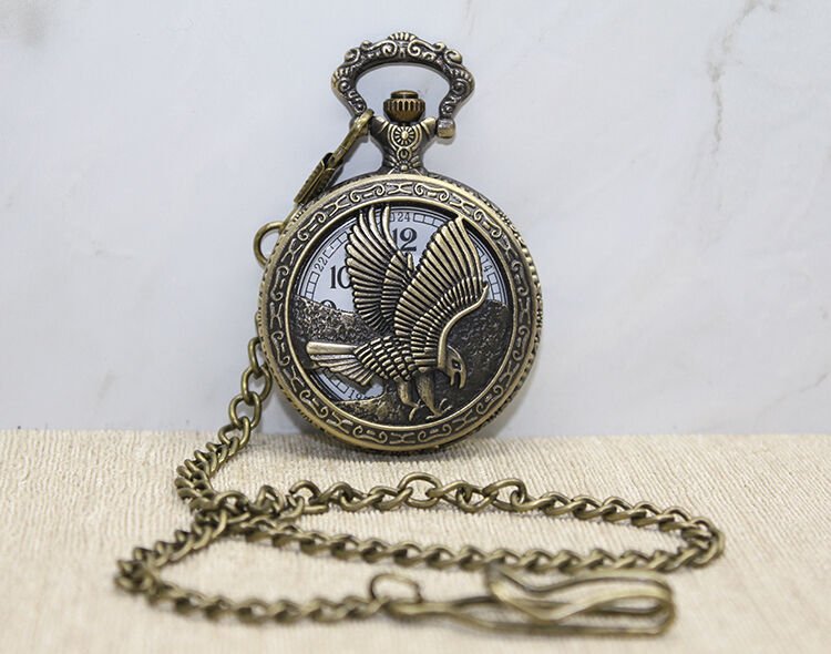 Kartal Tasarımlı Köstekli Saat Şık Tasarımlı Fonksiyonel Ürün