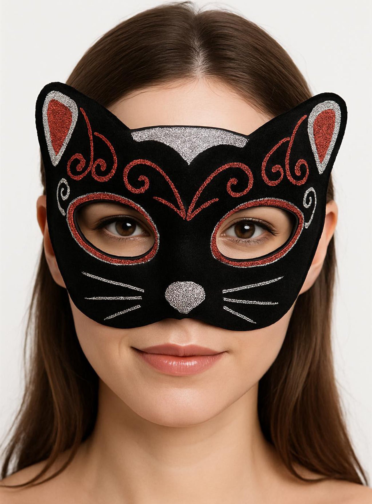 Kadife Dokulu Simli Kedi Maskesi Kırmızı Gümüş Detaylı Şık Tasarımlı Fonksiyonel Ürün