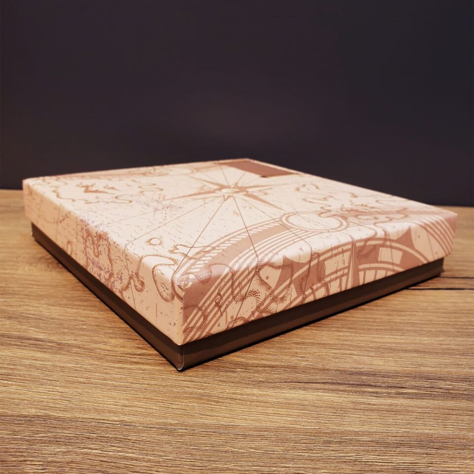 Gri Defter Ve Beyaz Kalem Kutulu Set Şık Tasarımlı Fonksiyonel Ürün