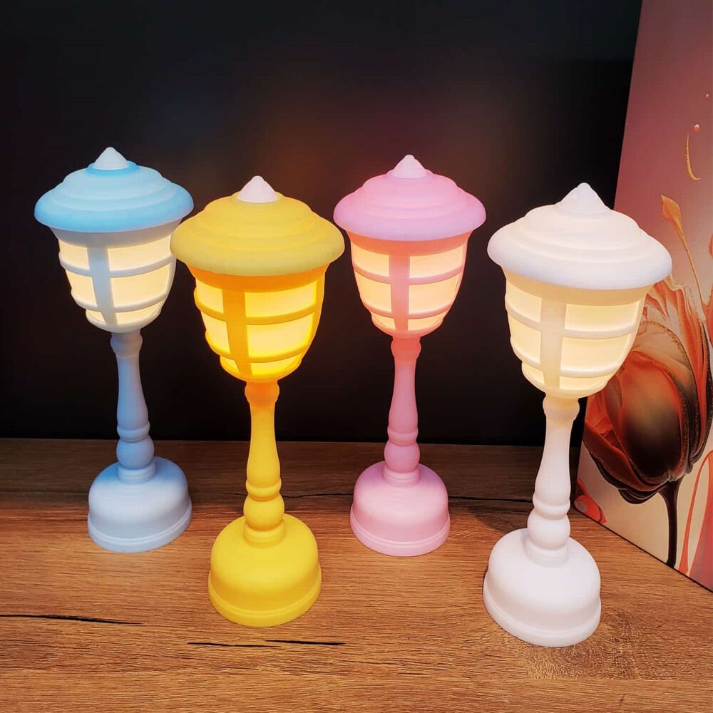 Renkli Sokak Lambası Tasarımlı Led Işık Şık Tasarımlı Fonksiyonel Ürün