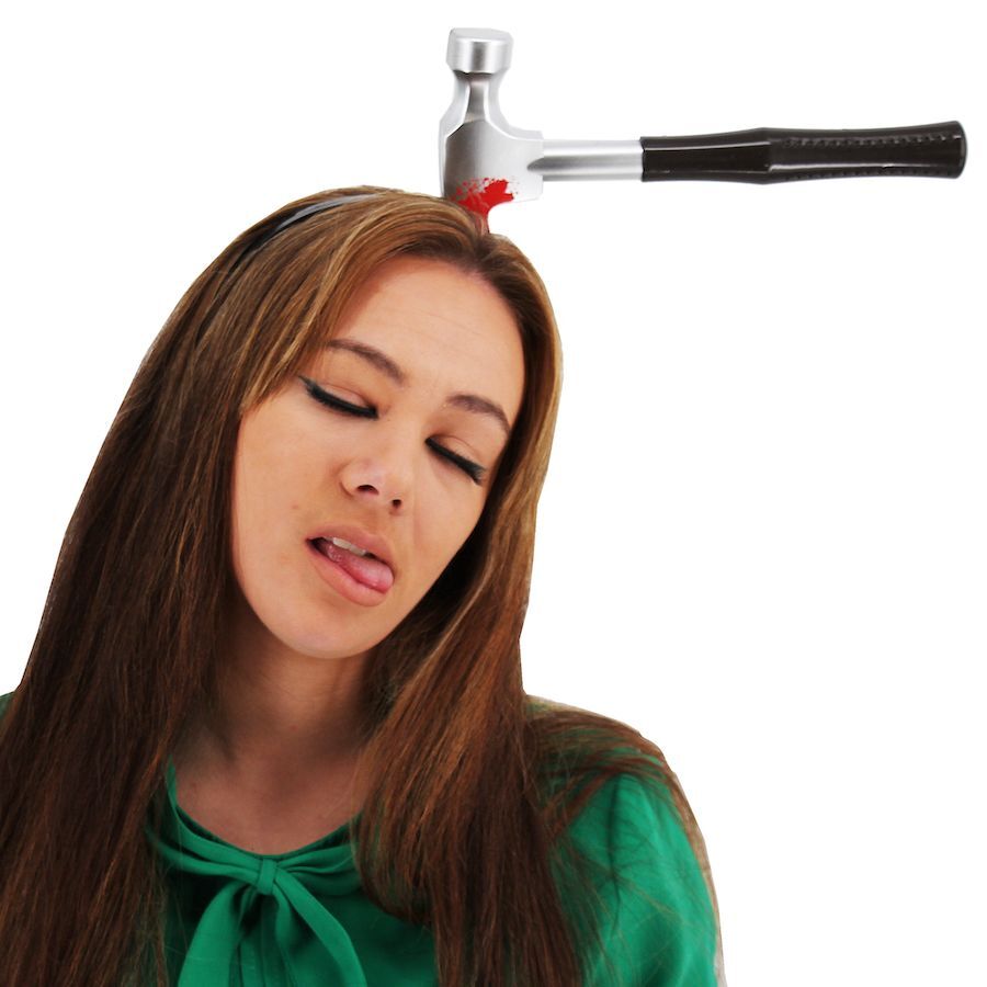 Kafaya Saplanmış Kahverengi Saplı Çekiç Şaka Tacı Şık Tasarımlı Fonksiyonel Ürün