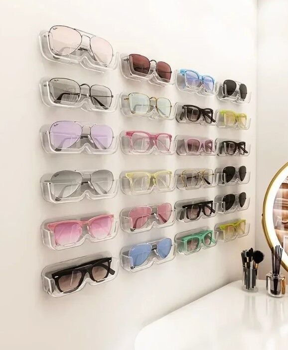 Kendinden Yapışkanlı Şeffaf Gözlük Standı Şık Tasarımlı Fonksiyonel Ürün