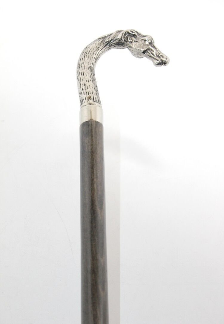 Krom At Büstü Baston Şık Tasarımlı Fonksiyonel Ürün