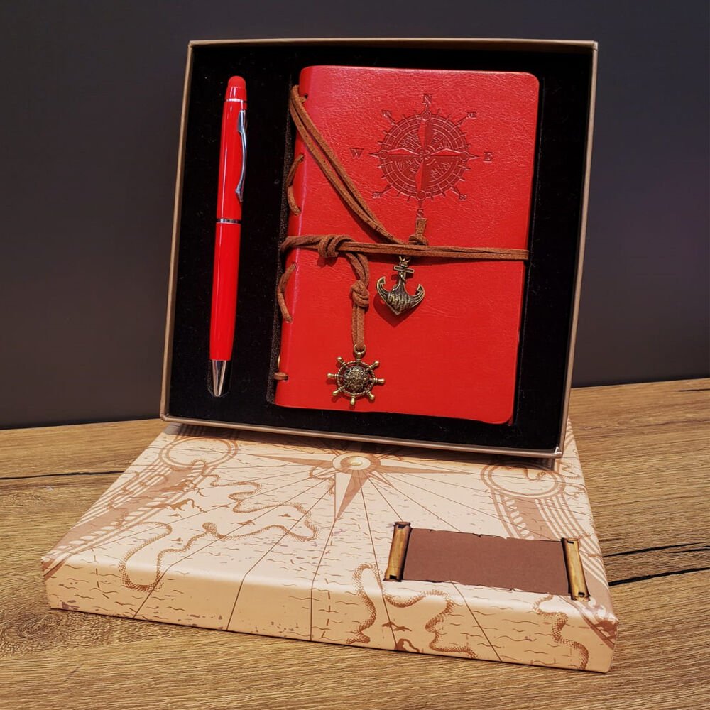 Kırmızı Pusula Tasarım Deri Defter Ve Touchpen Kalem Seti Şık Tasarımlı Fonksiyonel Ürün