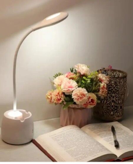 Dokunmatik USB Şarjlı Masa Lambası Şık Tasarımlı Fonksiyonel Ürün