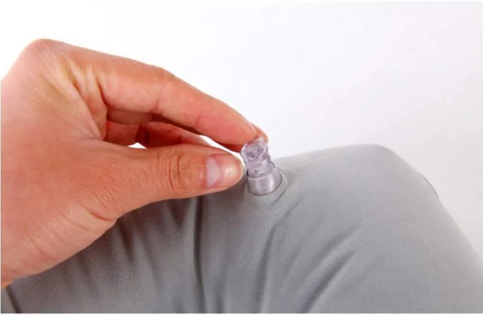 Araç Boyun ve Seyahat Yastığı Şık Tasarımlı Fonksiyonel Ürün