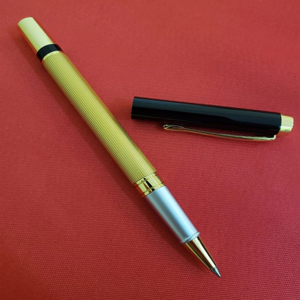 Kutulu Metal Roller Gold Siyah Kalem Şık Tasarımlı Fonksiyonel Ürün