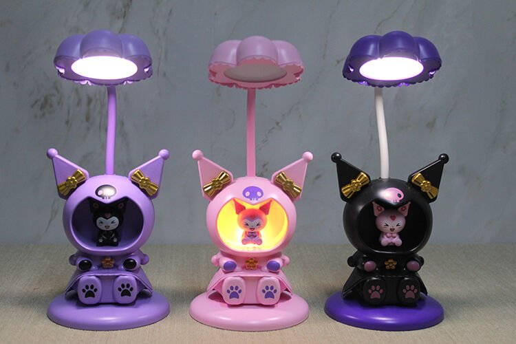 Kuromi Masa Lambası Model 2 Şık Tasarımlı Fonksiyonel Ürün