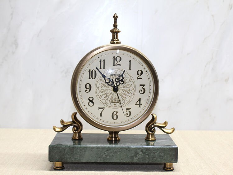 Mermer Tabanlı Masaüstü Saat Şık Tasarımlı Fonksiyonel Ürün