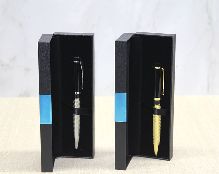 Kutulu Tekli Tükenmez Kalem Model 4 Şık Tasarımlı Fonksiyonel Ürün