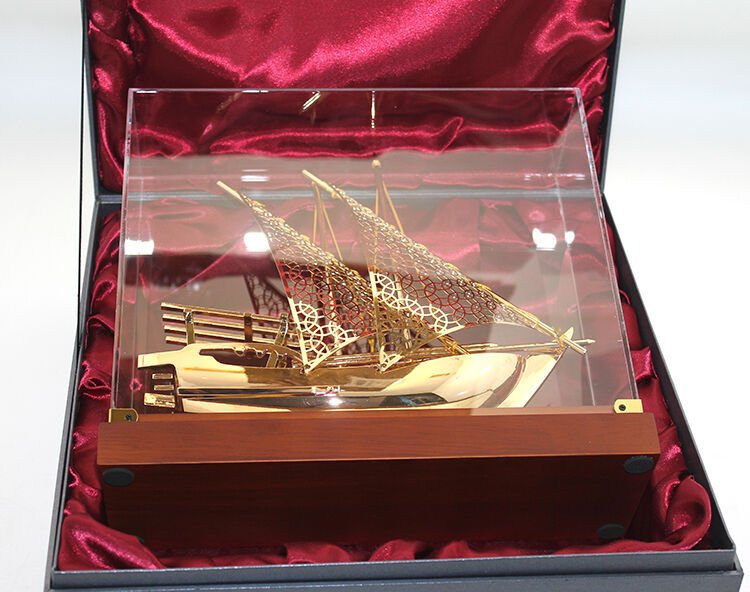 Kutulu Pirinç Gemi Büyük Boy Şık Tasarımlı Fonksiyonel Ürün