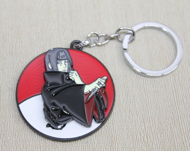 Metal Dönen Itachi Uchiha Anahtarlık Şık Tasarımlı Fonksiyonel Ürün