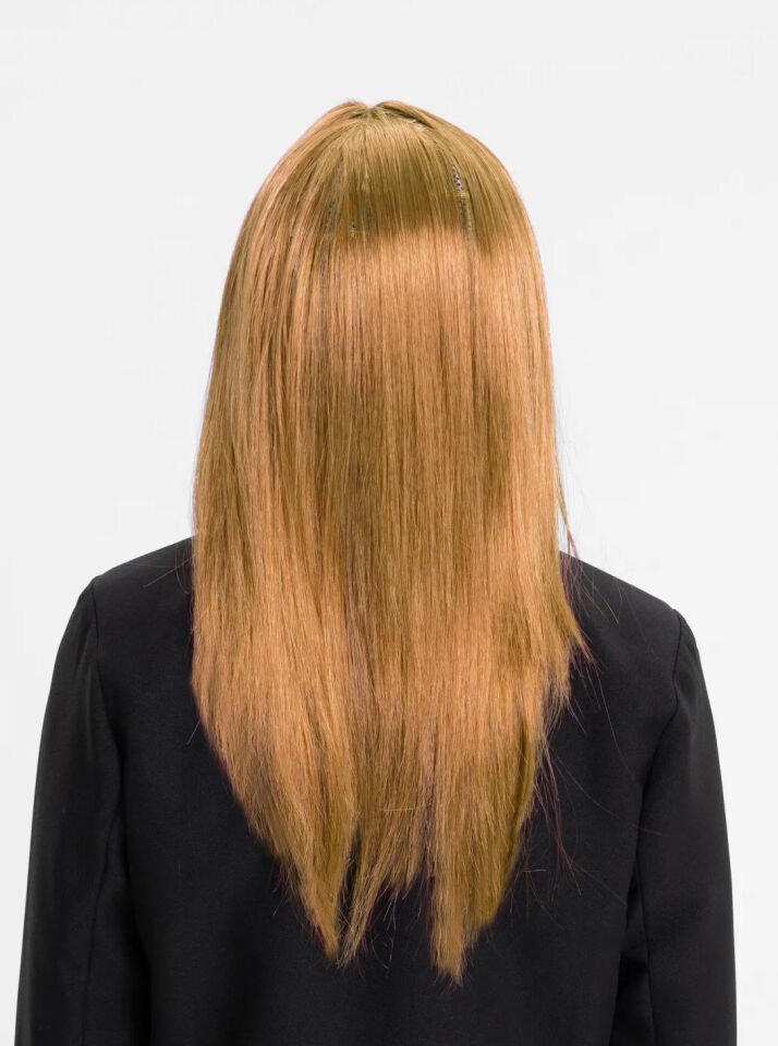 Altın Renk Düz Kesim İçi Astarlı Uzun Parti Peruğu Şık Tasarımlı Fonksiyonel Ürün