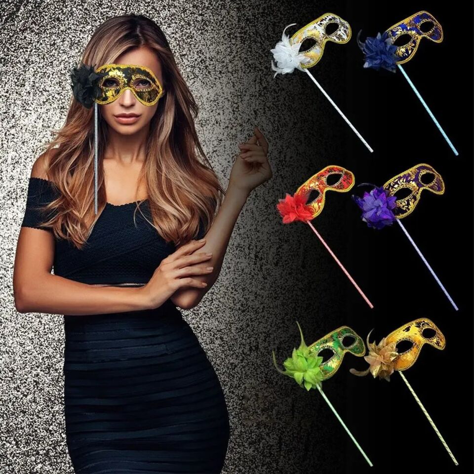 Lüks Taşlı Saplı Balo Maskesi Kırmızı Renk Şık Tasarımlı Fonksiyonel Ürün