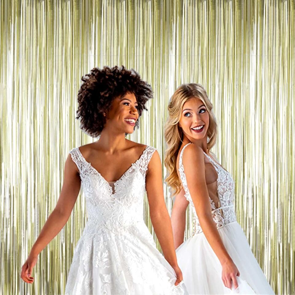 Mat Altın Püsküllü Kapı Perdesi Şık Tasarımlı Fonksiyonel Ürün