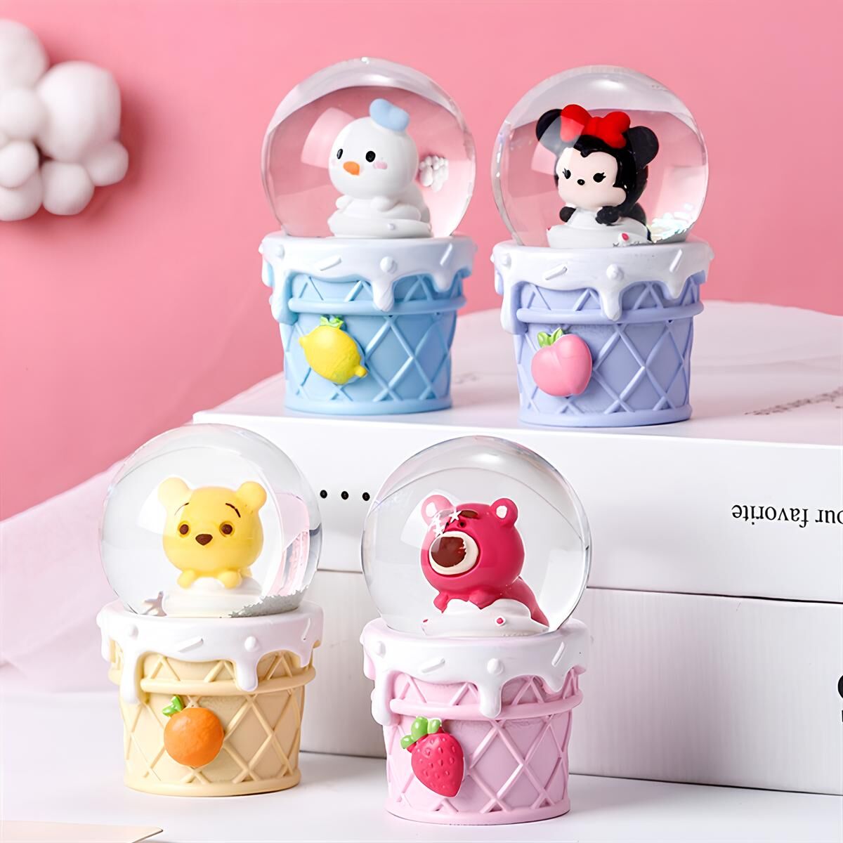 Mickey Mouse Işıklı Kar Küresi Model 3 Şık Tasarımlı Fonksiyonel Ürün