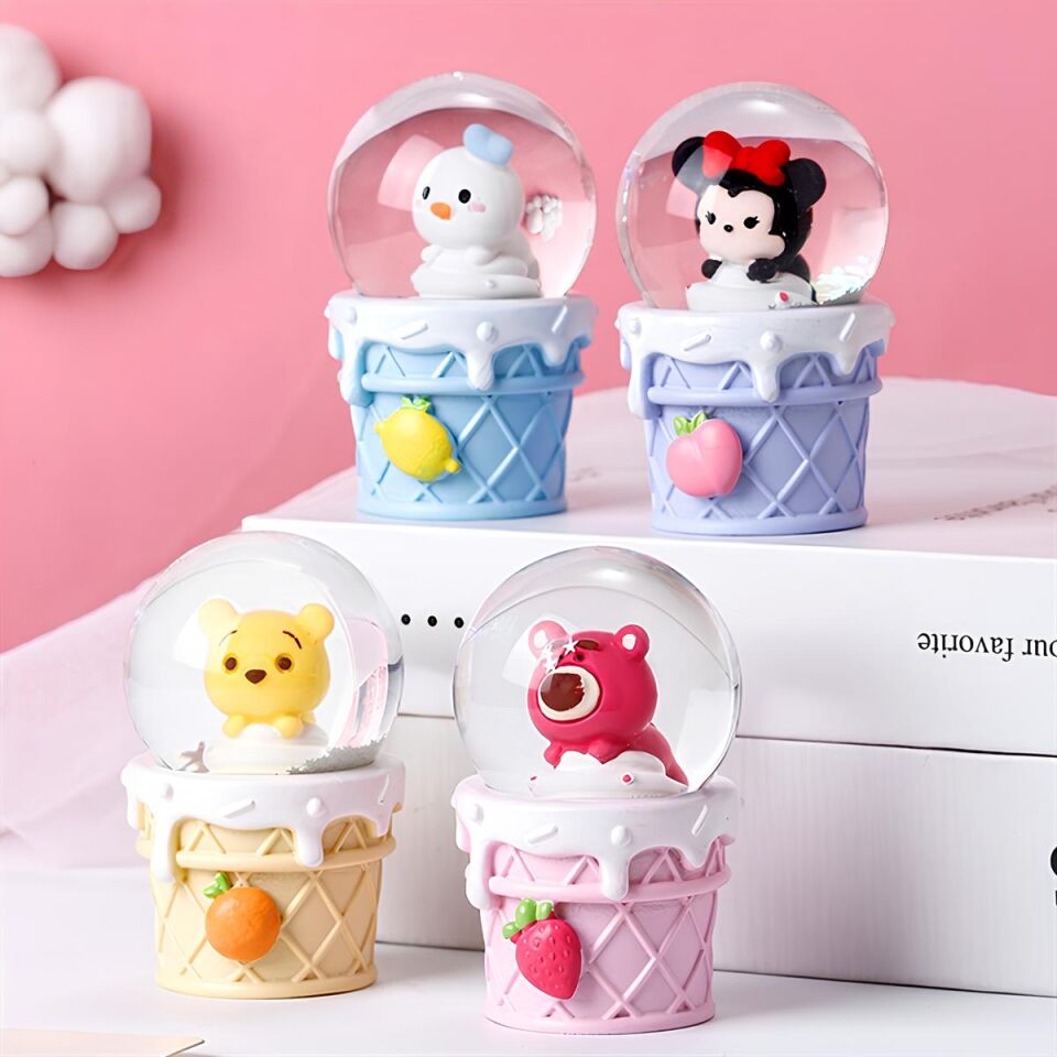 Mickey Mouse Işıklı Kar Küresi Model 3 Şık Tasarımlı Fonksiyonel Ürün