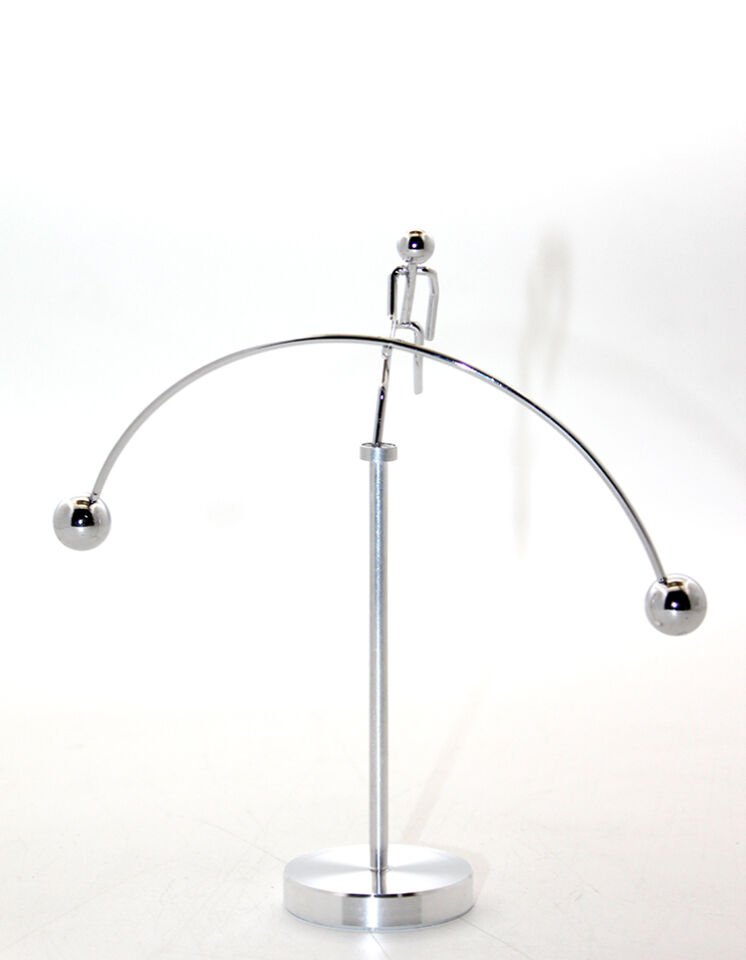 Newton Denge Adam Model 2 Şık Tasarımlı Fonksiyonel Ürün