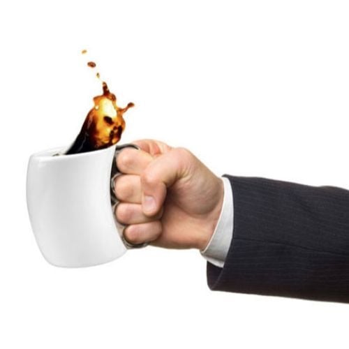 Muşta Tasarımlı Seramik Kupa Şık Tasarımlı Fonksiyonel Ürün