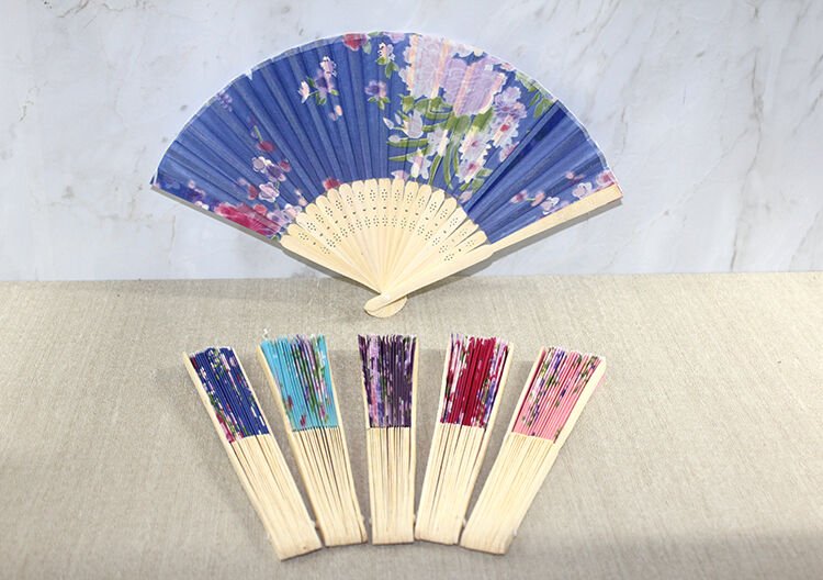 Ahşap Yelpaze Model 3 Şık Tasarımlı Fonksiyonel Ürün