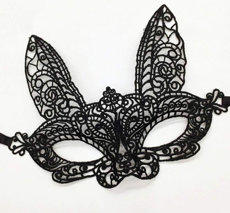 Siyah Dantel Kesim Balo Parti Maskesi 7 No Şık Tasarımlı Fonksiyonel Ürün