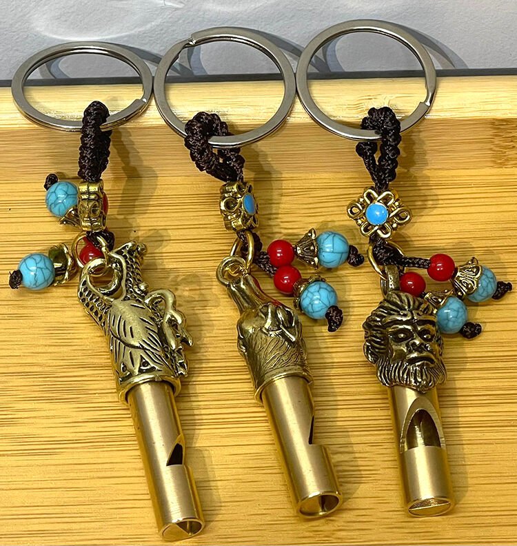 Metal Figürlü Düdük Anahtarlık Şık Tasarımlı Fonksiyonel Ürün