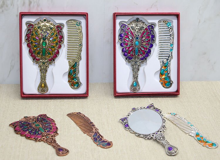 Kelebek Ayna Ve Tarak Seti Küçük Boy Şık Tasarımlı Fonksiyonel Ürün