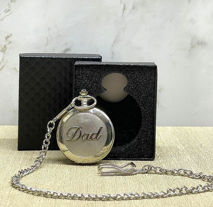 Özel Kutulu Dad (Baba) Tasarımlı Gümüş Köstekli Saat Şık Tasarımlı Fonksiyonel Ürün