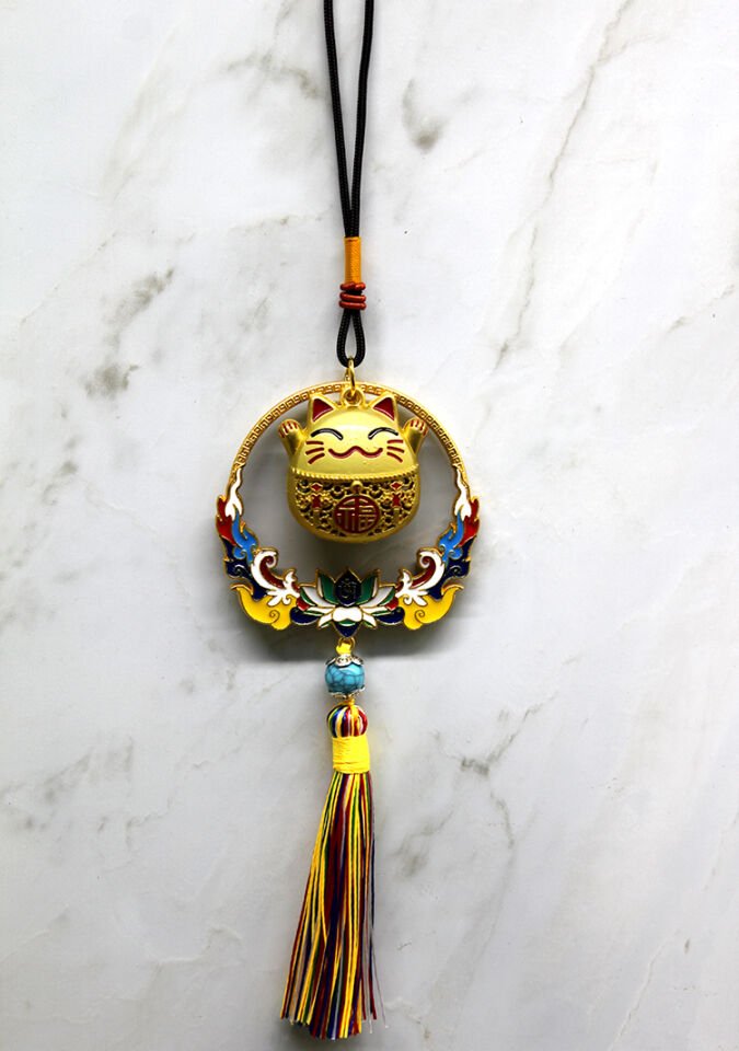 Renkli Püsküllü Şans Kedisi Feng Shui Askılık Şık Tasarımlı Fonksiyonel Ürün