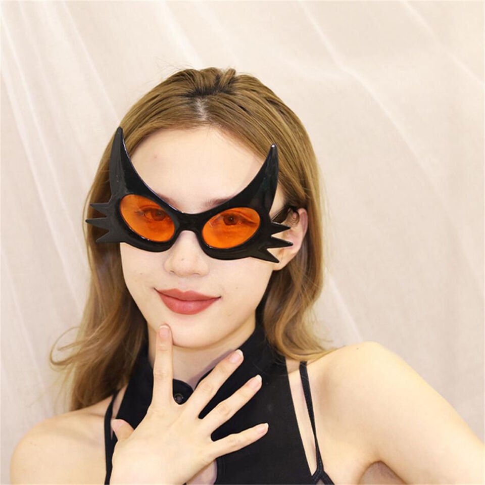 Siyah Renk Bıyık Tasarımlı Kedi Gözlüğü Şık Tasarımlı Fonksiyonel Ürün