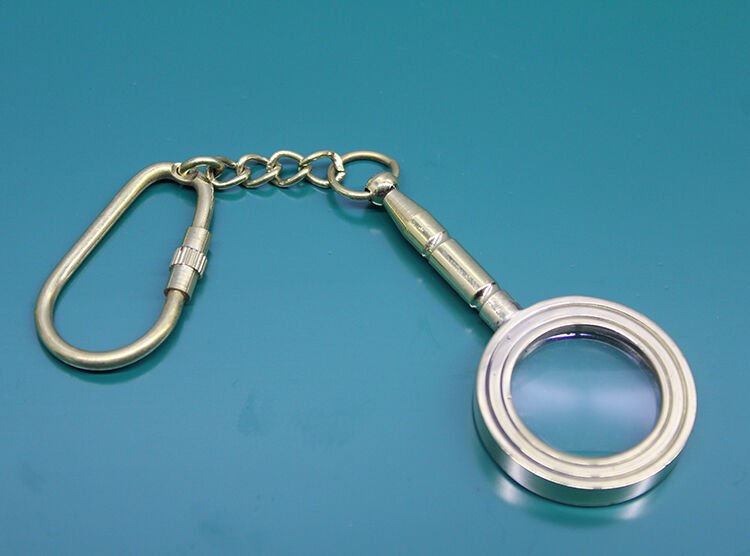 Pirinç Büyüteç Anahtarlık Şık Tasarımlı Fonksiyonel Ürün