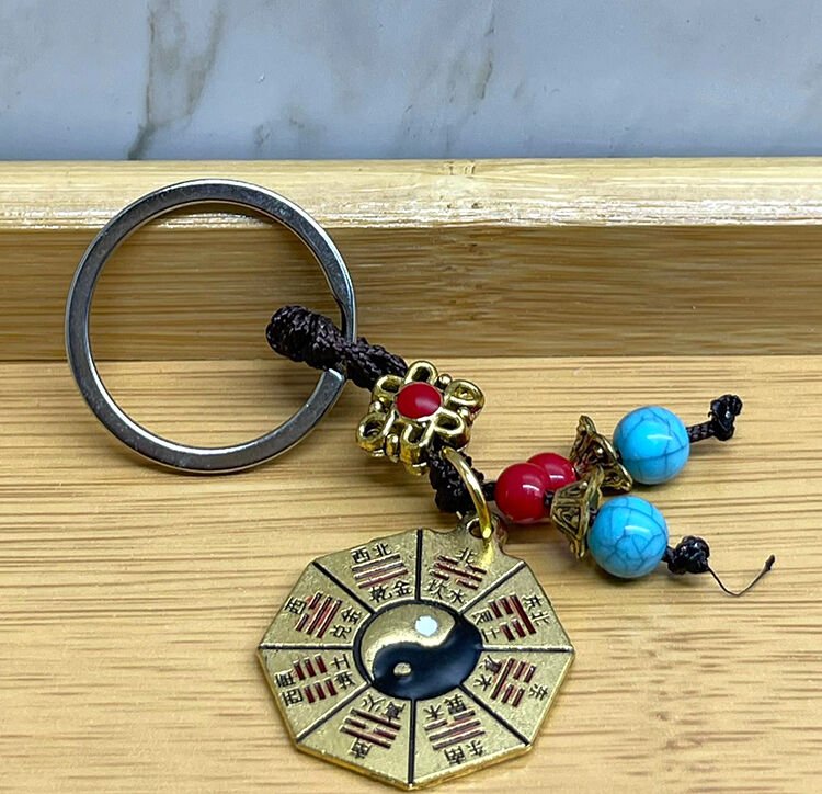 Metal Renkli Yin Yang Anahtarlık Şık Tasarımlı Fonksiyonel Ürün