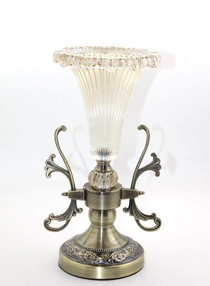 Cam Şamdan Tekli Model 1 Şık Tasarımlı Fonksiyonel Ürün