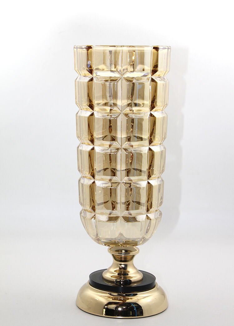 Cam Şamdan Tekli Model 4 Şık Tasarımlı Fonksiyonel Ürün