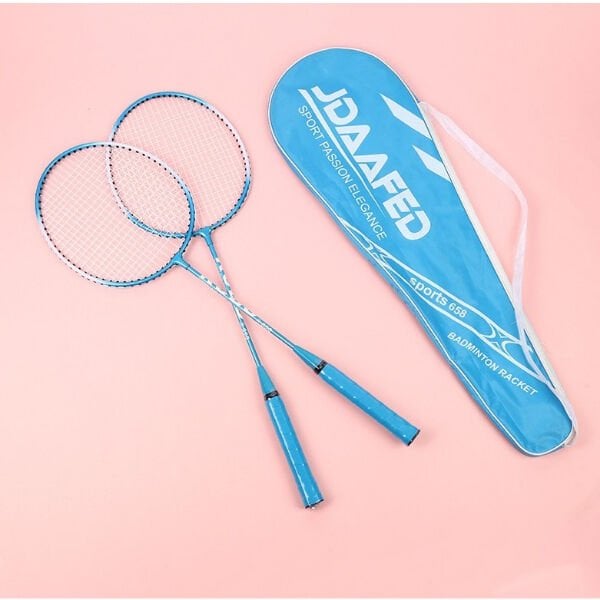 2'li Badminton Raket Seti Şık Tasarımlı Fonksiyonel Ürün